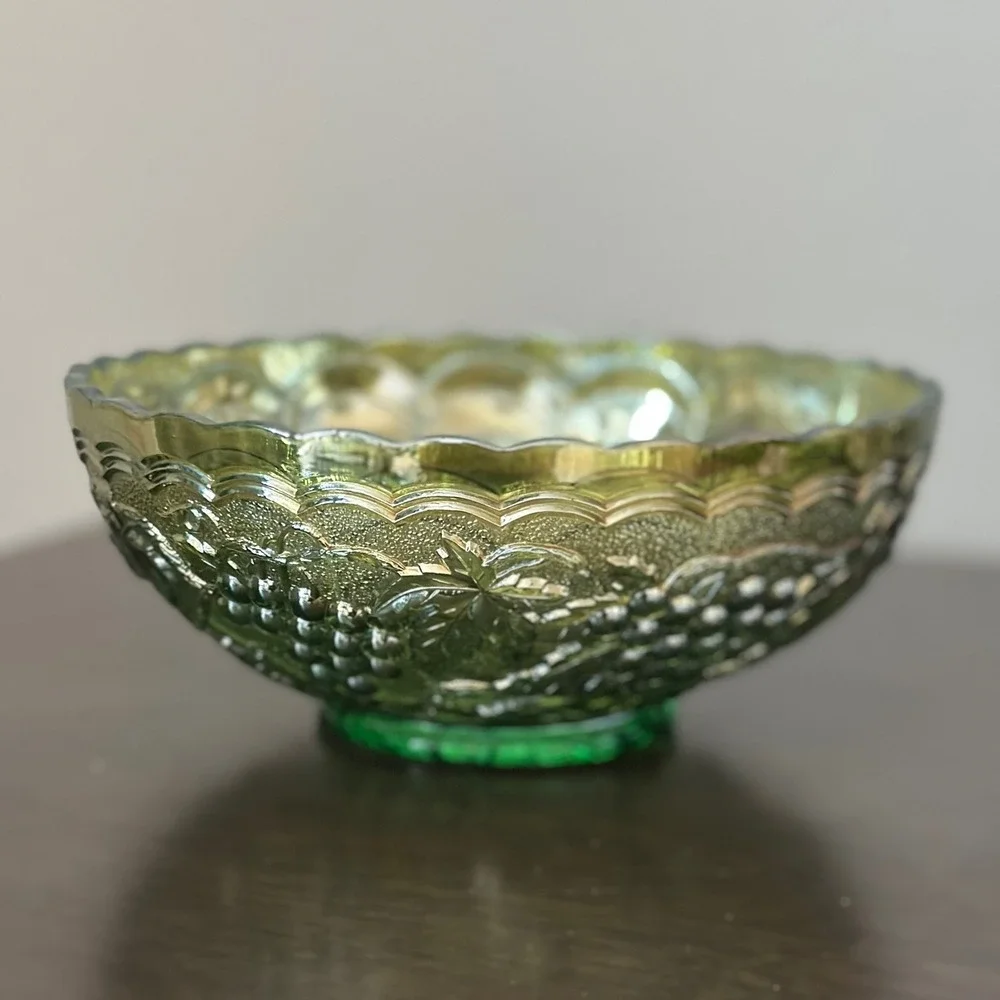 Vintage Imperial Glass Carnival Green Grape 7